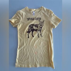 Y Que Trading Post Topanga Canyon Yellow Cotton T Shirt - Size Small - 2 Stains